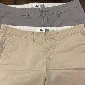 Old Navy Women’s shorts 7” inseam size 6 *2 PAIR!*